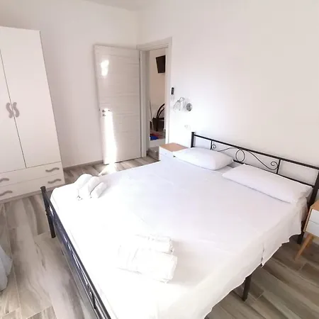 Borgo 2 Apartment Ciaramiti